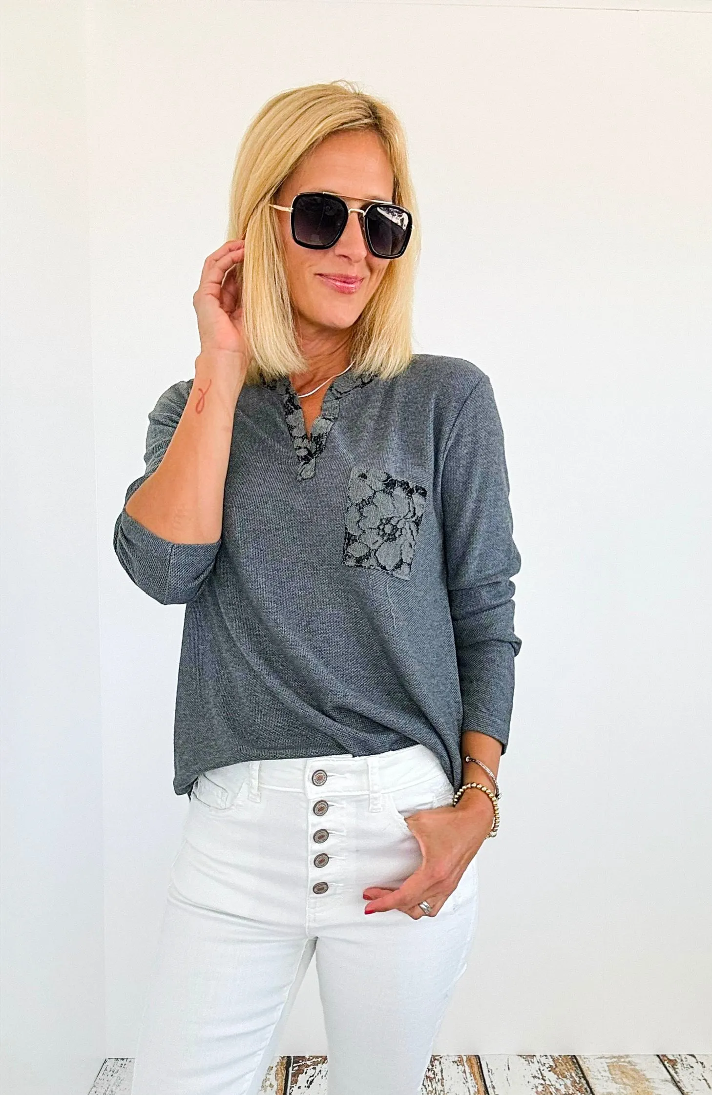 Contrast Lace Printed Italian Pullover