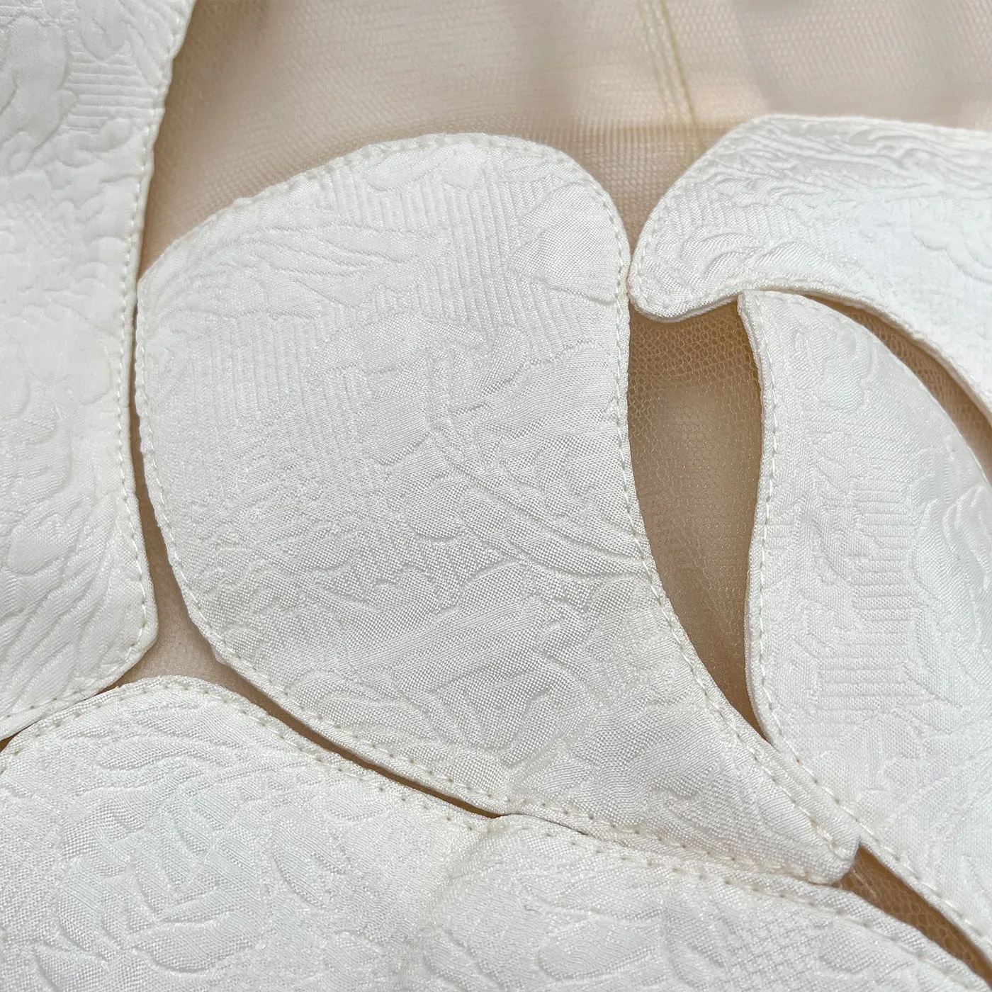 High-quality rose mesh stitching embossed elegant dress