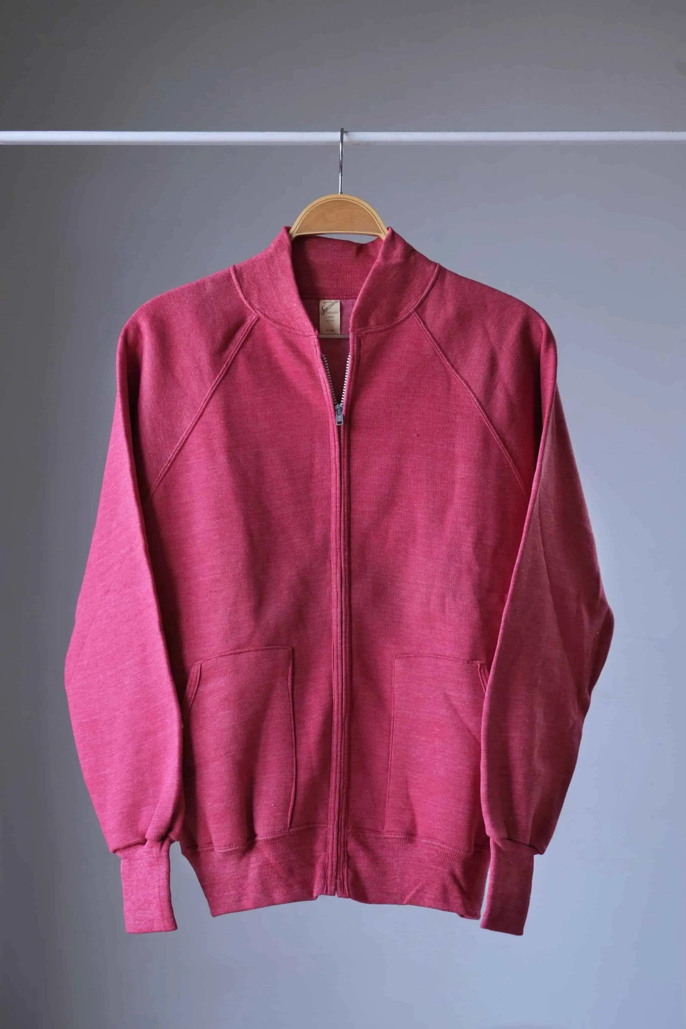 QUALITY SPORSTWEAR Zipper Sweatshirt