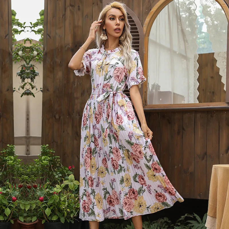 Stamped Elegance Leaf-Edged Forest Style Maxi Dress