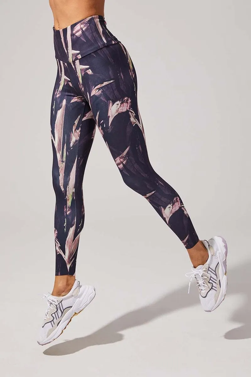Strive 7/8 Leggings - Abstract Brush