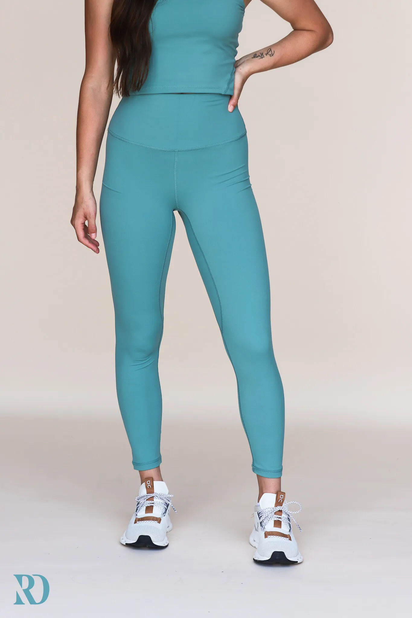 VITAL LEGGINGS | SAGE
